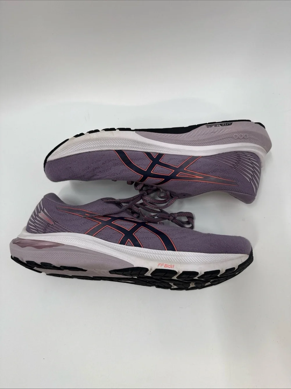 ASICS Lavender Athletic Running Shoes with Pink Accents